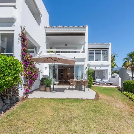 Azahara1, Panoramic Views And Frontline Golf ماربيا