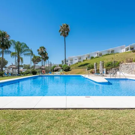 Apartment Azahara1, Panoramic Views And Frontline Golf *