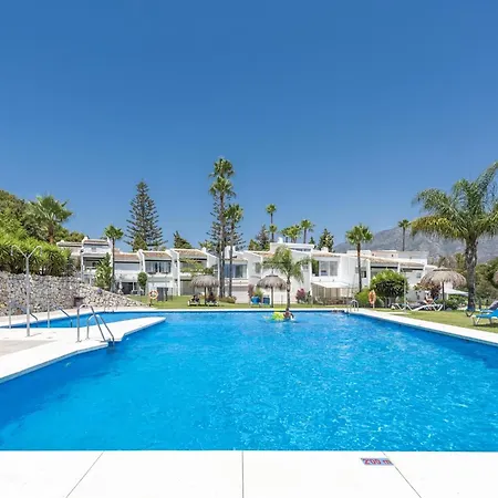 Apartment Azahara1, Panoramic Views And Frontline Golf *